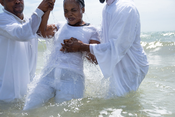 'Made for Mission' project - Baptism on Brighton Beach © Sandra Harper