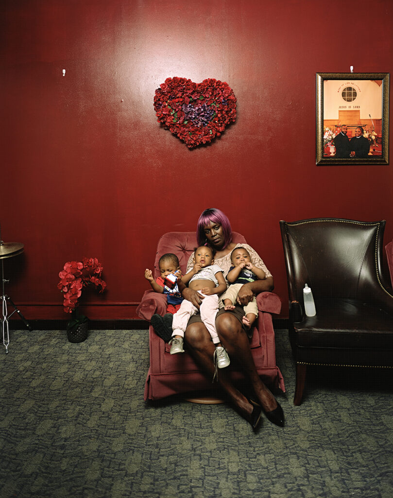 young grandmother © Deana Lawson Centropy